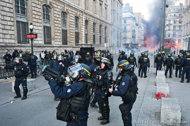 Le maintien de l’ordre à la française pointé du doigt : “quelque chose ne fonctionne plus”