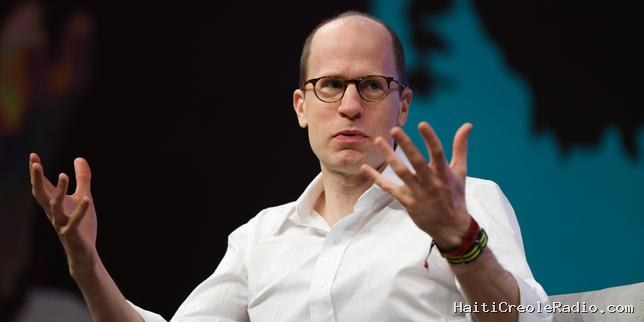 Le transhumaniste suédois Nick Bostrom redoute un « retour de balancier trop fort contre l’IA »
