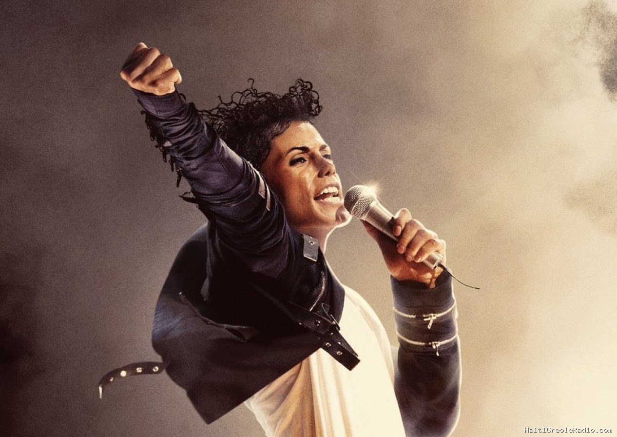 Les hits de Michael Jackson envahissent les classements après la sortie du film »Michael »