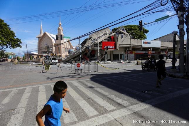 Les Philippines ébranlées par un puissant séisme, au moins 32 morts