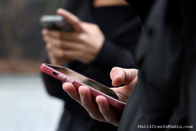 Les réseaux sociaux, outil à double tranchant du mouvement lycéen