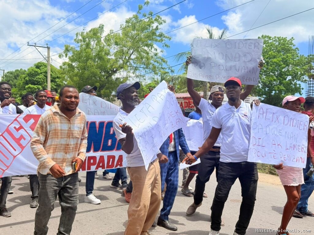Limonade : une manifestation interpelle le gouvernement sur la gouvernance municipale et les conflits fonciers
