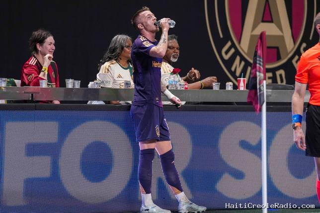Malgré la vague de chaleur, la Fifa va interdire d’apporter sa bouteille d’eau au stade