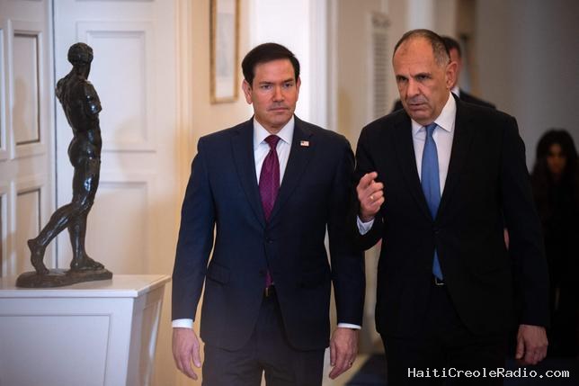 Marco Rubio en visite en Grèce : “Nous sommes pris au piège américain”
