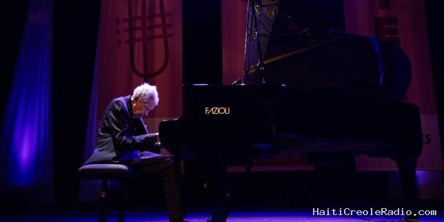Mort d’Abdullah Ibrahim, grand pianiste de jazz sud-africain exilé durant l’apartheid