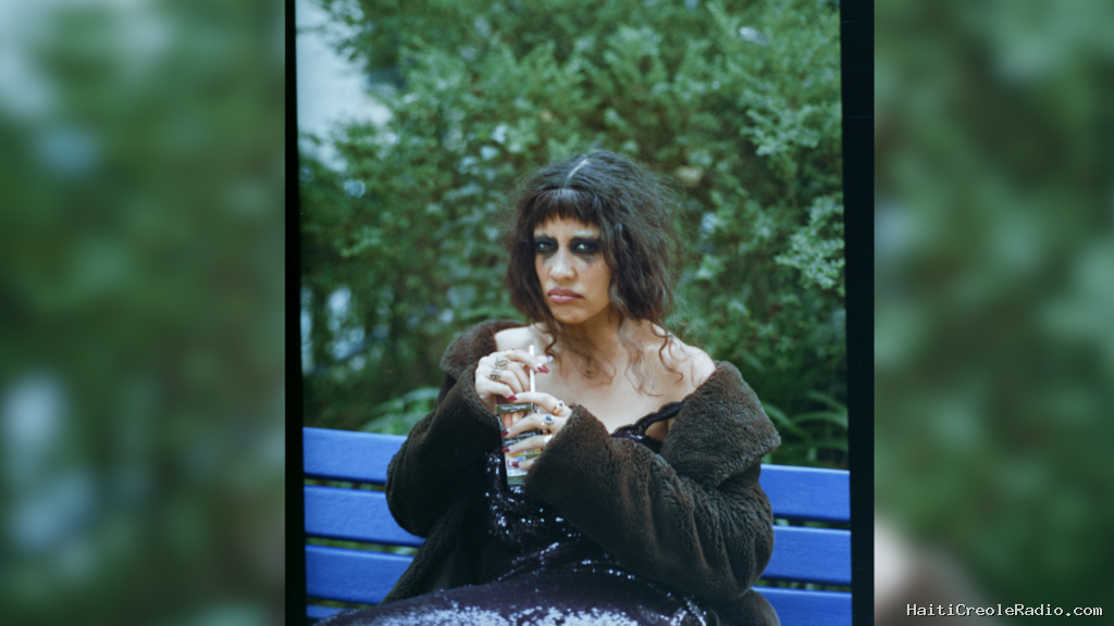 Musique : La chanteuse franco-brésilienne Gildaa pour son premier album
