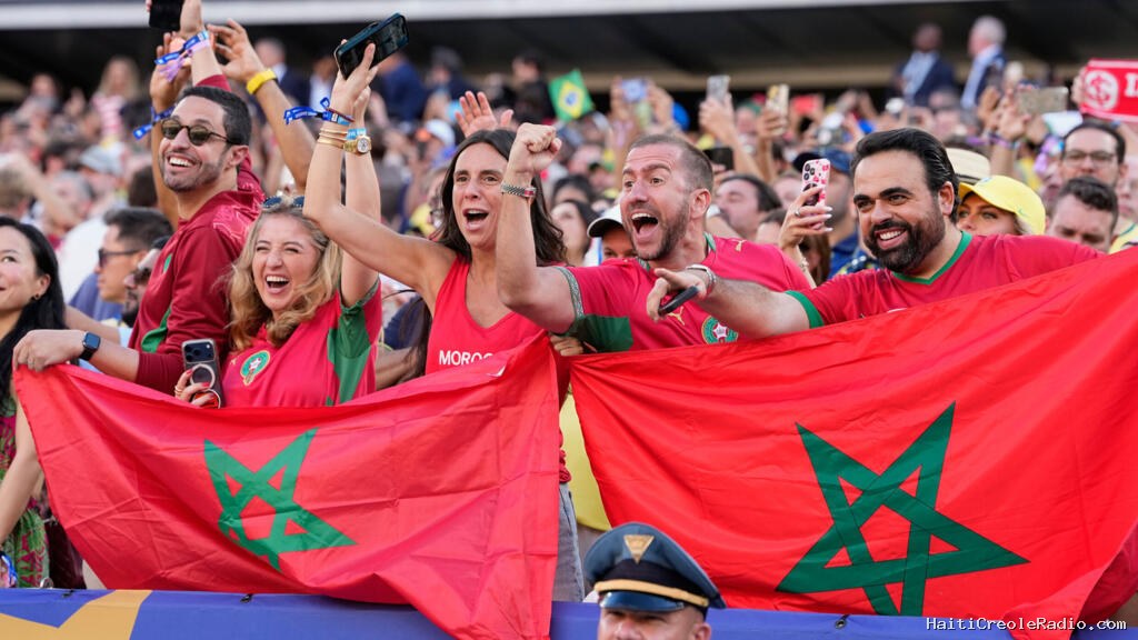 «On peut viser haut»: les supporters marocains entre fierté et regret après le nul face au Brésil