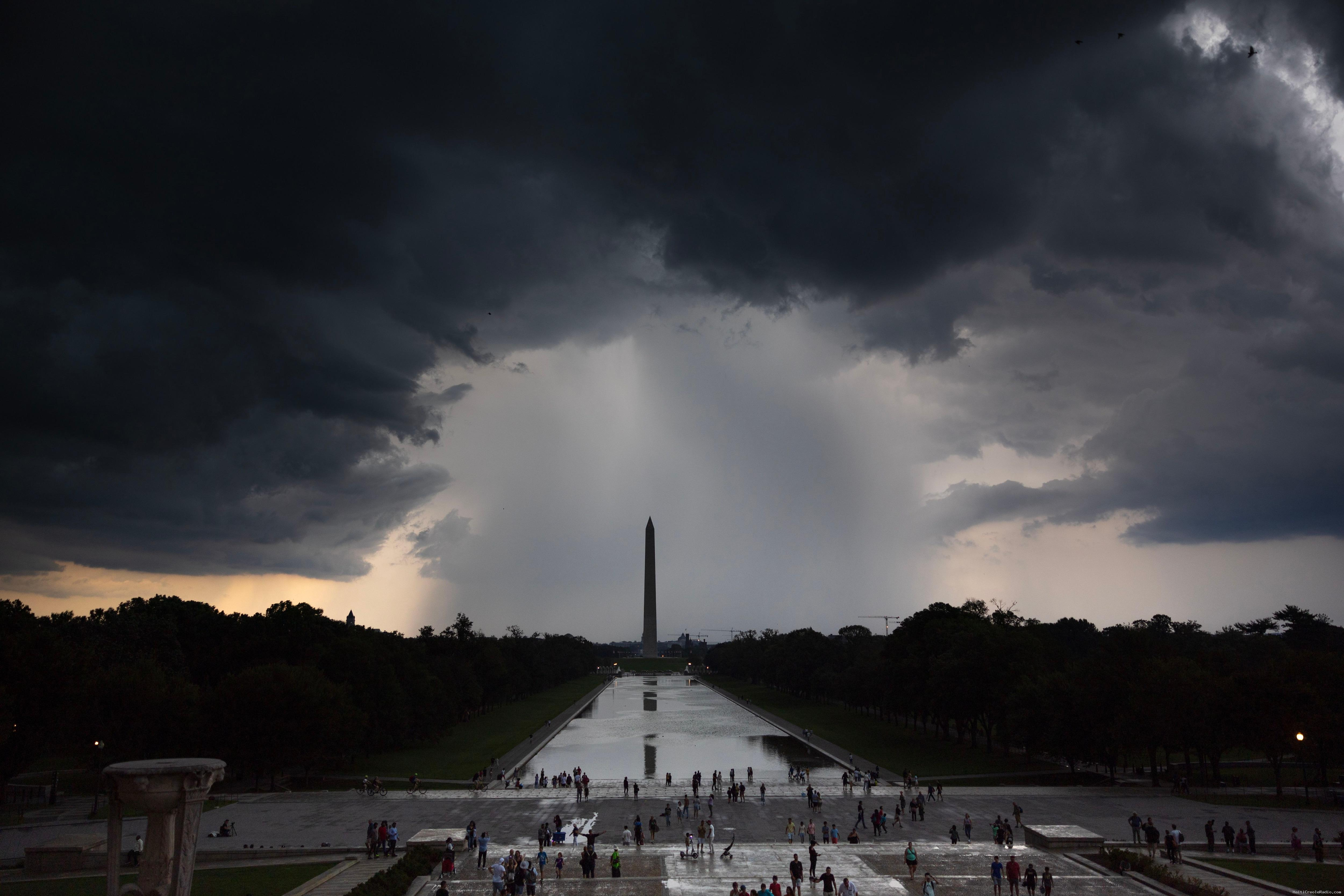 Orages à Washington : évacuation du National Mall, le discours de Trump perturbé lors des célébrations du 250e anniversaire des Etats-Unis