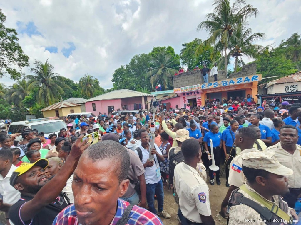 Plaine-du-Nord : l’inauguration du sous-commissariat de Robillard renforce la sécurité et l’espoir d’une communauté