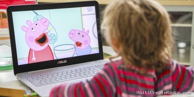 Plus le temps d’écran est long dans la petite enfance, moins bons sont les résultats scolaires