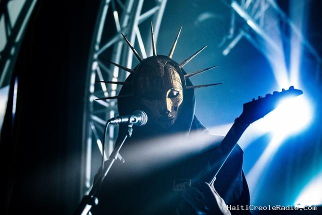 Pourquoi les groupes de metal adorent-ils les masques ?