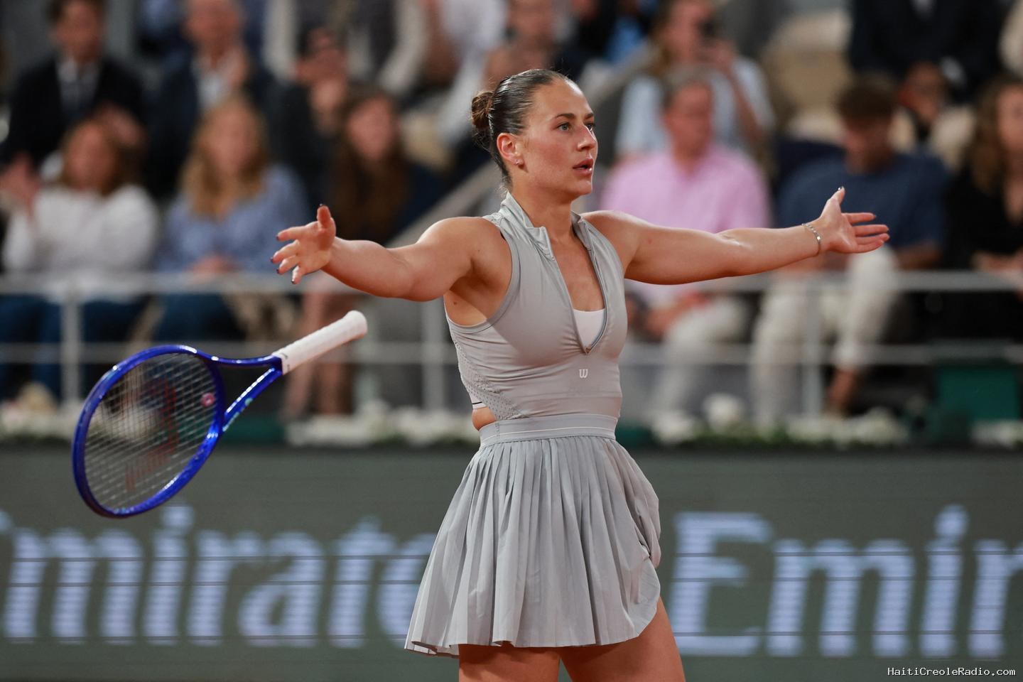 Roland-Garros 2026 : Marta Kostyuk rejoint Mirra Andreeva en demies, le 4ᵉ duel entre joueuses russes et ukrainiennes d’une édition marquée par le conflit