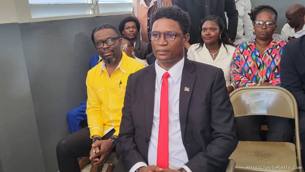 Rulz Angrand officiellement installé : un nouveau visage à la vice-délégation du Cap-Haïtien