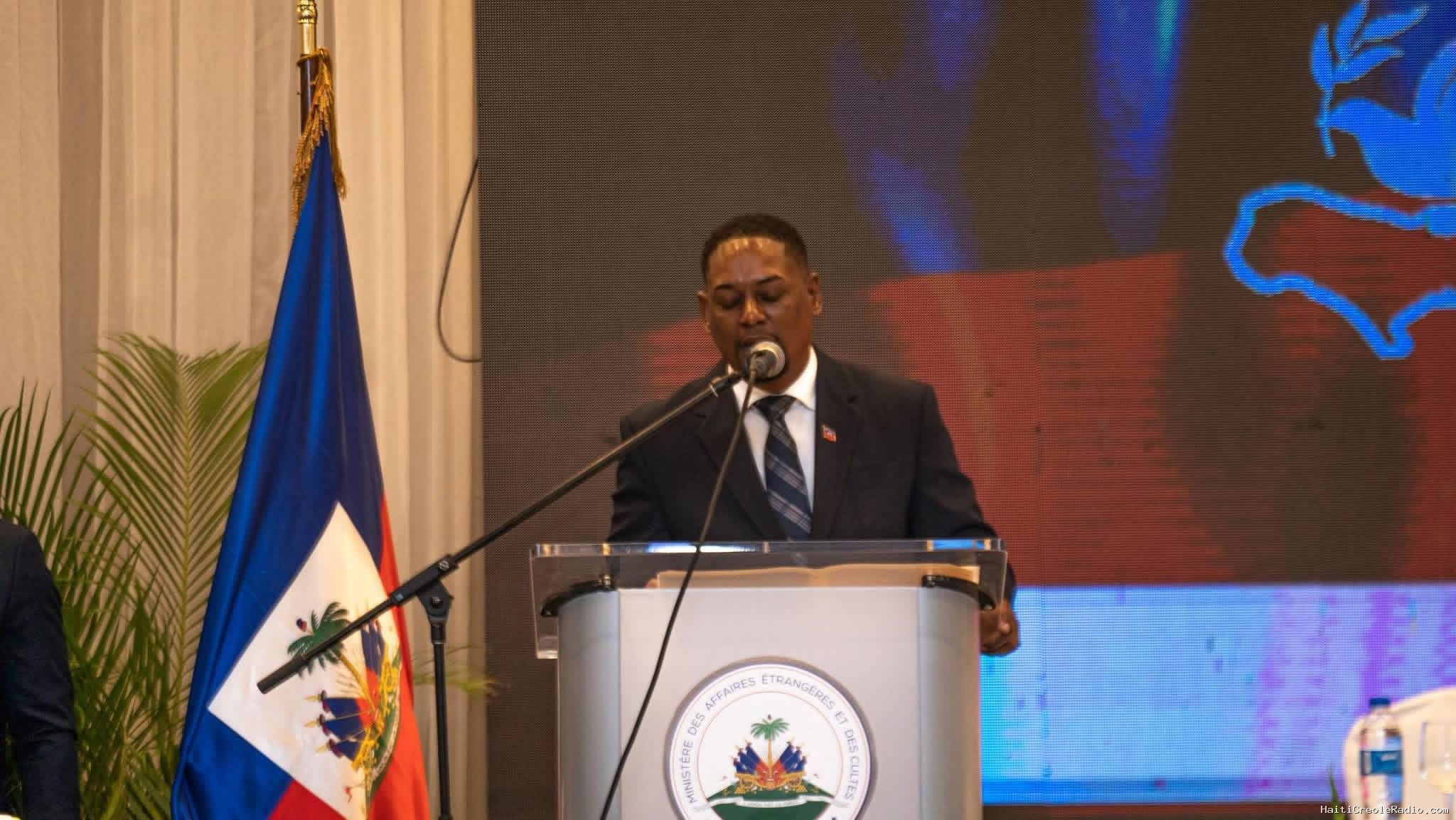 Salaire minimum : le gouvernement haïtien tente d’éteindre la confusion dans les usines