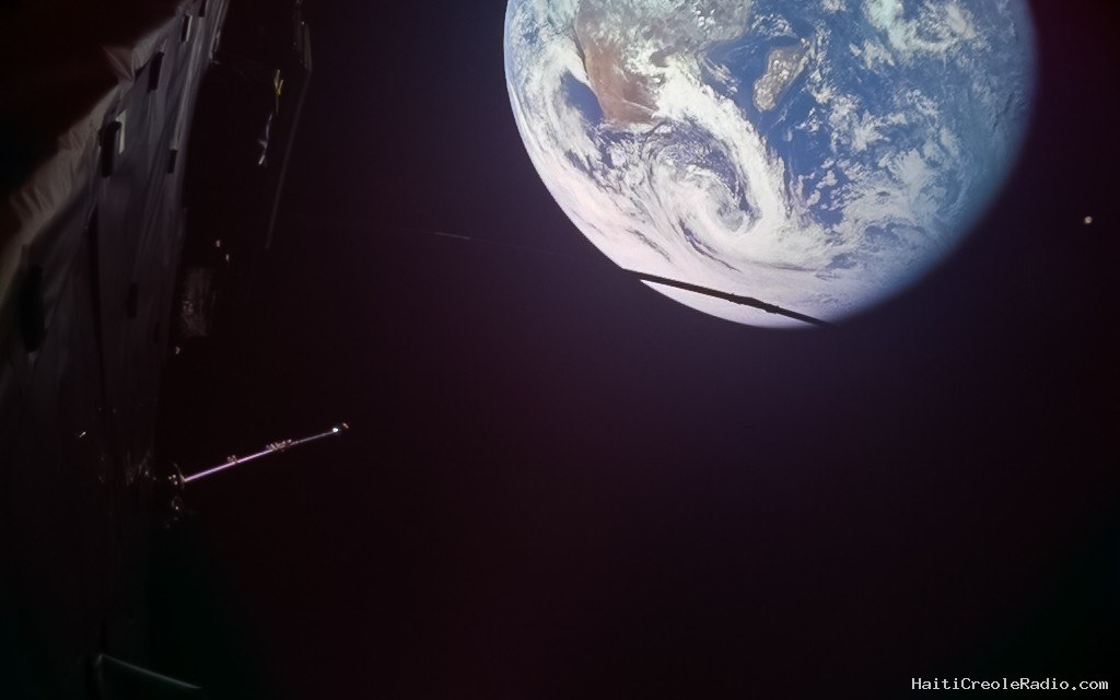 Salutations à la Terre sur la route de Jupiter