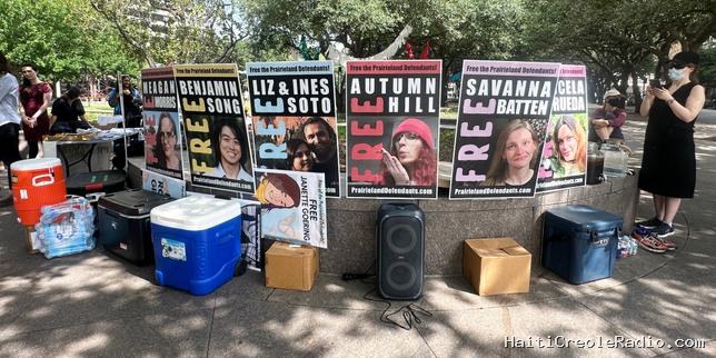 « Terroristes antifas » : au Texas, des peines allant de 30 à 100 de prison pour l’attaque d’un centre de rétention de la police de l’immigration