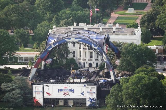 Trump invite les combattants de l’UFC à la Maison-Blanche, un spectacle qui passe mal