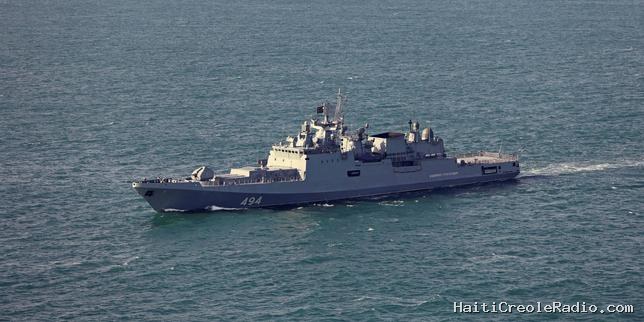 Un navire de guerre russe a tiré des coups de semonce en direction d’un yacht britannique dans la Manche