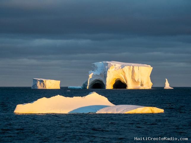 Une zone de glace de la taille de la France manque en Antarctique