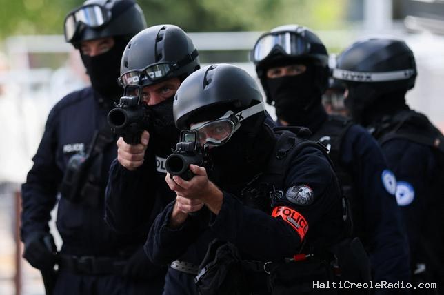 Violences policières contre les lycéens : “la France à l’épreuve de ses principes”